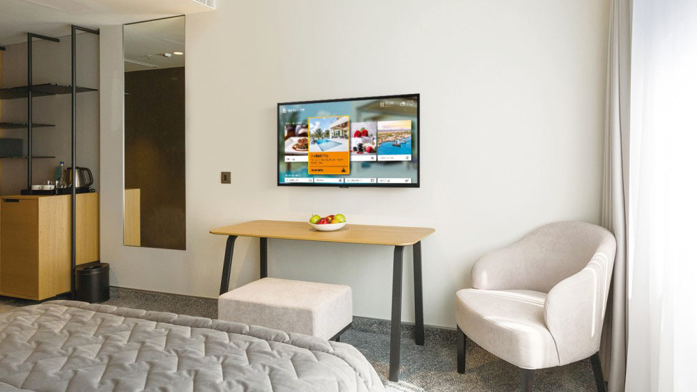 تلویزیون جدید سامسونگ مدل HCF8000 طراحی برای هر دو بخش بیمارستانی و هتل