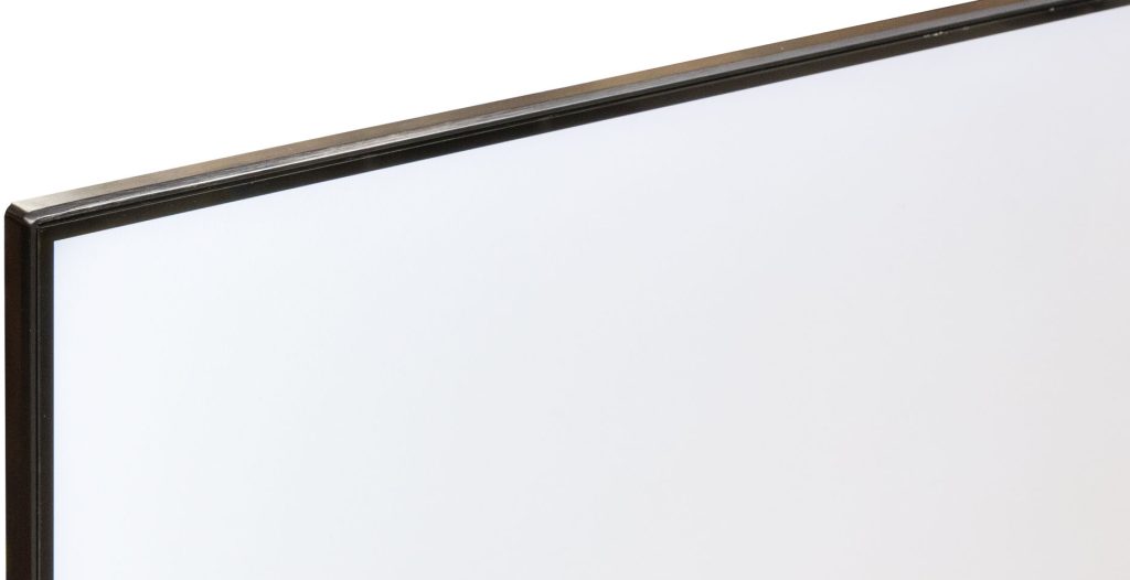 قاب حاشیه تلویزیون هایسنس U7K-U75K Hisense
