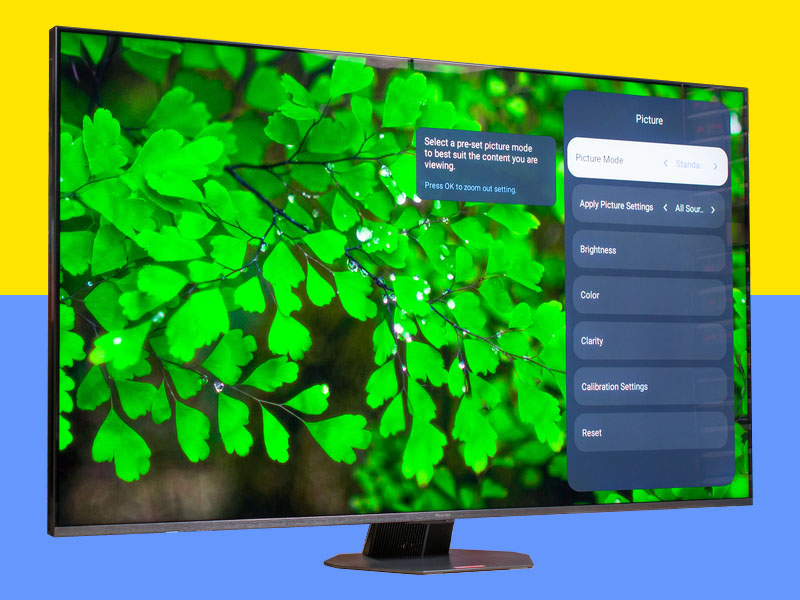 تلویزیون هایسنس مدل Hisense U8QG - از بهترین تلویزیونهای هایسنس در سال 2025
