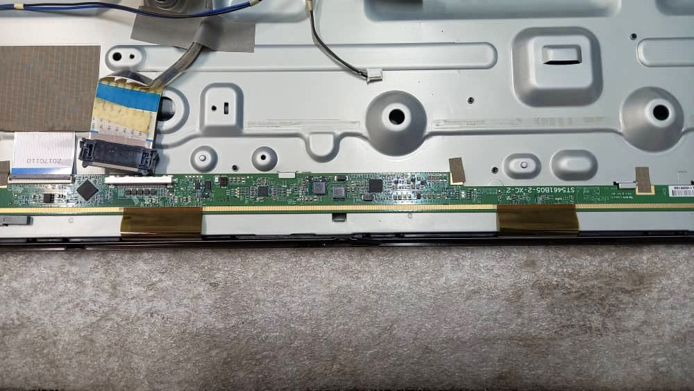 تعمیرات برد الکترونیکی تلویزیون ال ای دی